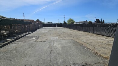 2100-2300 Wilbur Ln, Antioch, CA for lease Interior Photo- Image 2 of 3