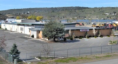 1120 S Spring St, Klamath Falls, OR for sale Building Photo- Image 1 of 25