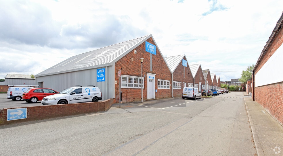 Tewin Rd, Welwyn Garden City for lease - Primary Photo - Image 1 of 4