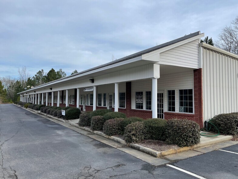 3014 Gray Hwy, Macon-Bibb, GA à louer - Photo du bâtiment - Image 1 de 8