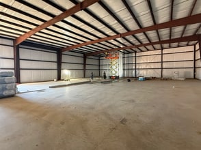 506 Entrepreneur Ct, Greer, SC for lease Interior Photo- Image 1 of 2