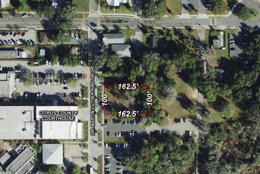 116 Dr Martin Luther King Jr Ave, Inverness, FL à vendre - Photo du bâtiment - Image 2 de 4