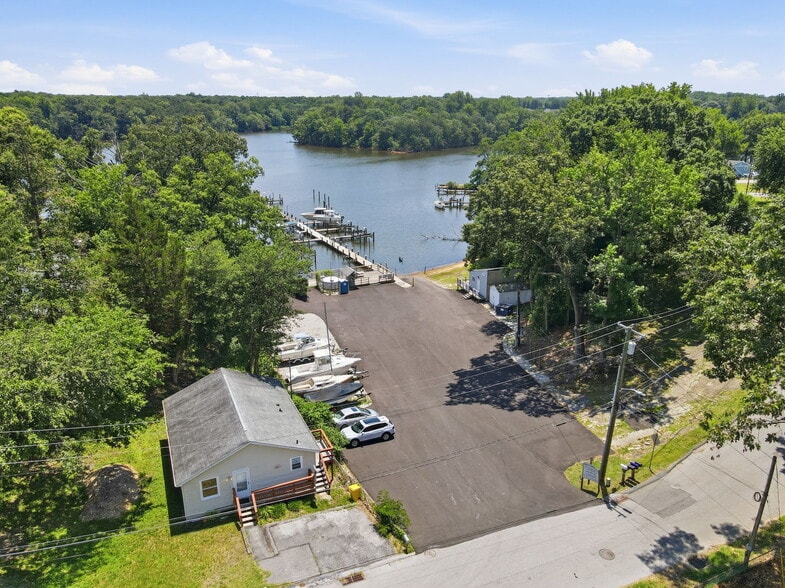 7813 Leymar Rd, Glen Burnie, MD for sale - Building Photo - Image 3 of 14