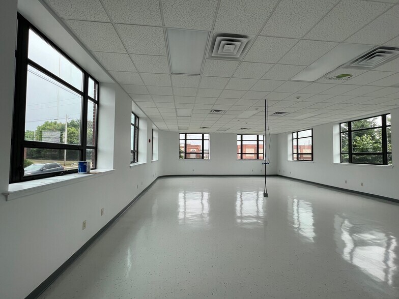 181 E Stiegel St, Manheim, PA à louer - Photo du bâtiment - Image 3 de 11