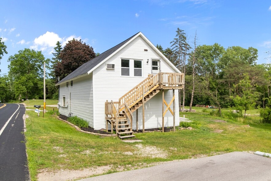 1903 E Apple Creek Rd, Appleton, WI for sale - Building Photo - Image 2 of 31