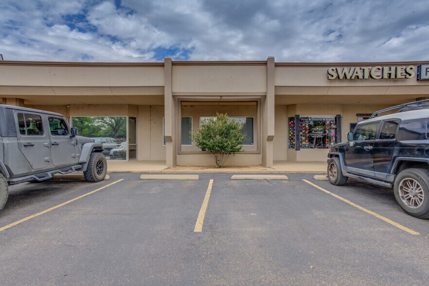 3402 73rd St, Lubbock, TX à louer - Photo du bâtiment - Image 3 de 3