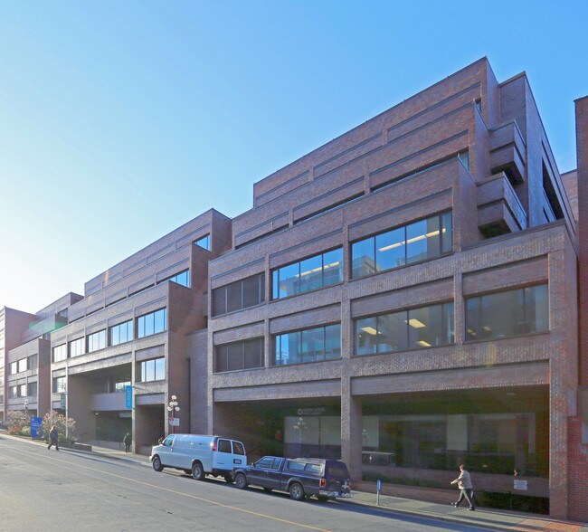 Plus de détails pour 735-765 Broughton St, Victoria, BC - Bureau/Commerce de détail à louer