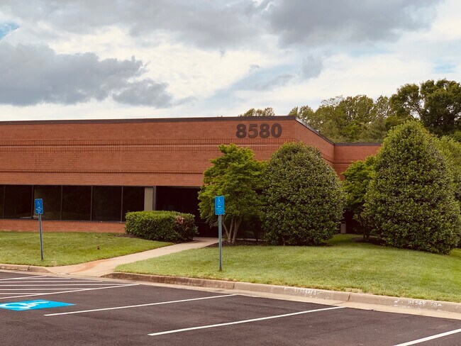 More details for 8580 Cinder Bed Rd, Lorton, VA - Flex for Lease