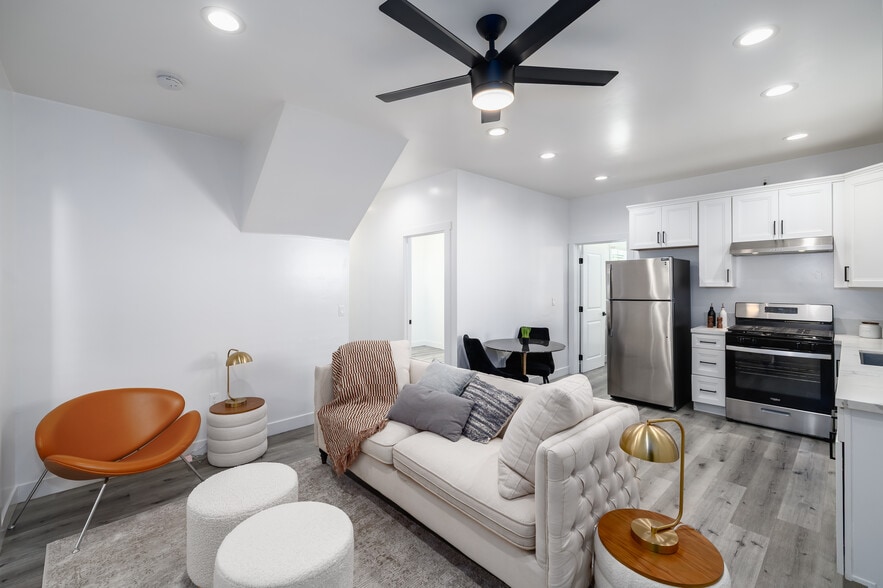 2949-2957 Kalmia St, San Diego, CA for sale - Matterport 3D Scan - Image 3 of 46