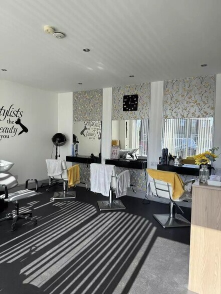 214 Princes Rd, Ellesmere Port à louer - Photo intérieure - Image 2 de 4