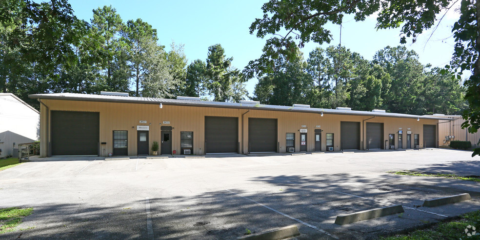 2912 Cresent Dr, Tallahassee, FL for lease - Primary Photo - Image 1 of 4