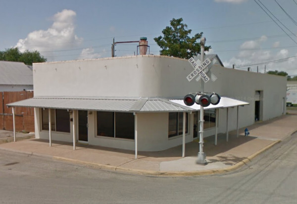 201 W Front St, Sealy, TX for sale - Building Photo - Image 1 of 1