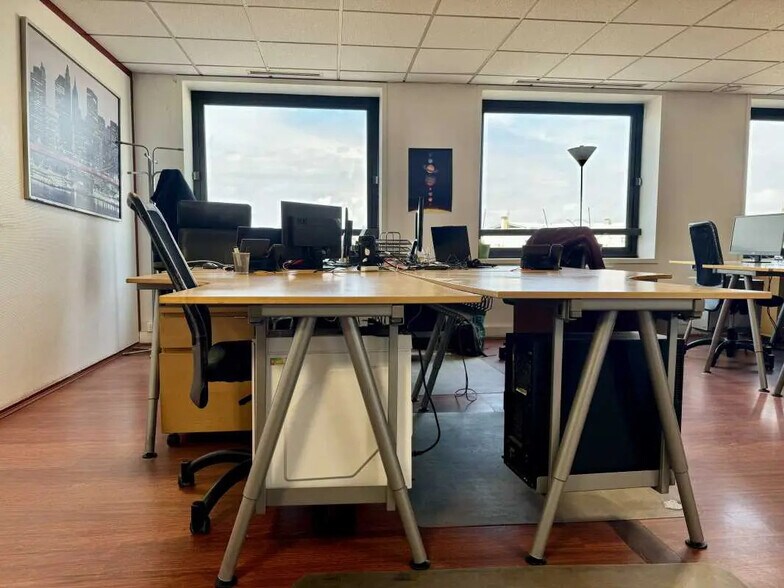 Bureau dans Villeurbanne à louer - Photo intérieure - Image 3 de 10