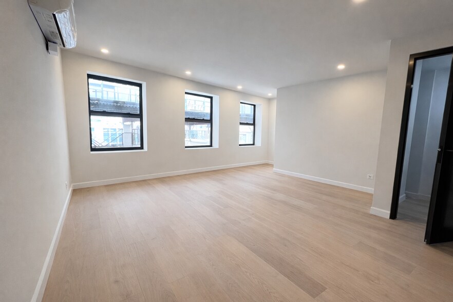 294 Atlantic Ave, Brooklyn, NY à louer - Photo intérieure - Image 1 de 6