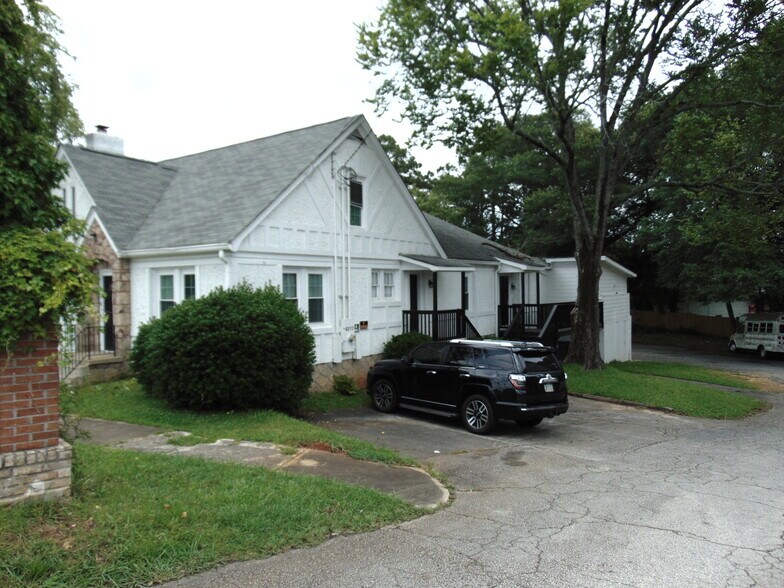 6277 Memorial Dr, Stone Mountain, GA à vendre - Photo du bâtiment - Image 2 de 58