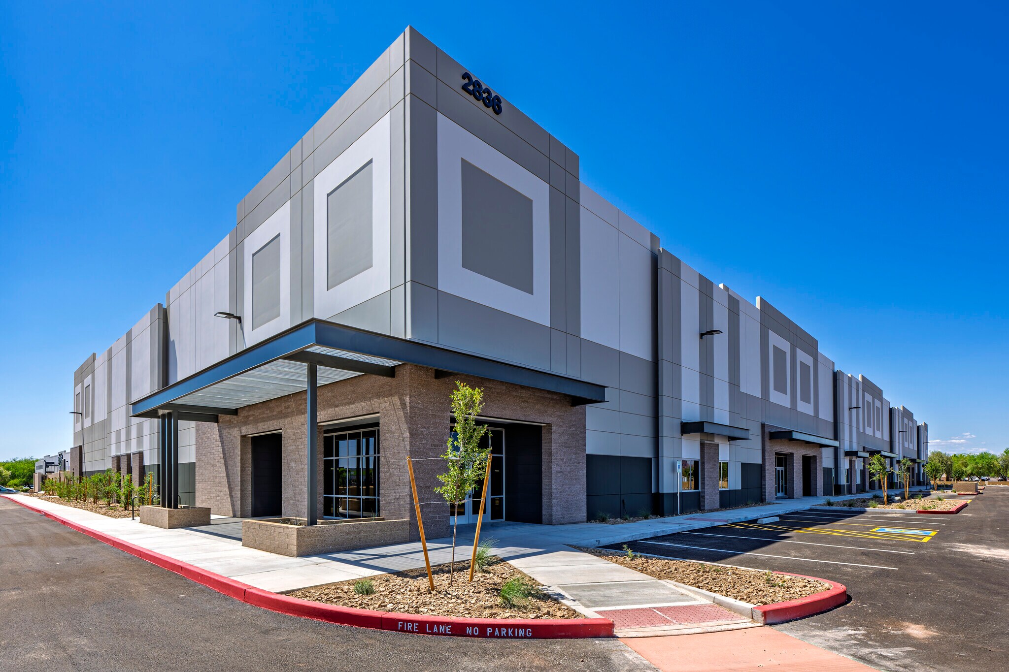 2836 N Greenfield Rd, Mesa, AZ for lease Building Photo- Image 1 of 3