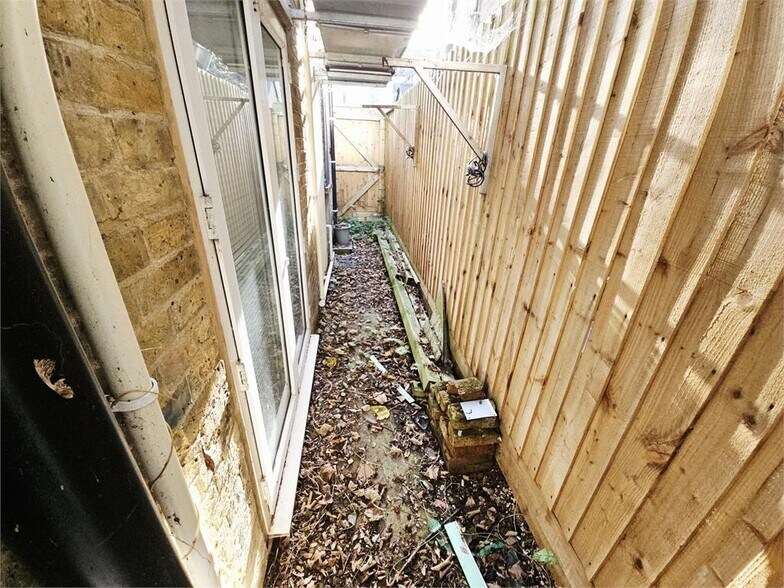 11 West St, Southend On Sea à louer - Photo du bâtiment - Image 3 de 14