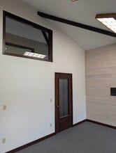 701 N 1st St, Yakima, WA for lease Interior Photo- Image 2 of 8