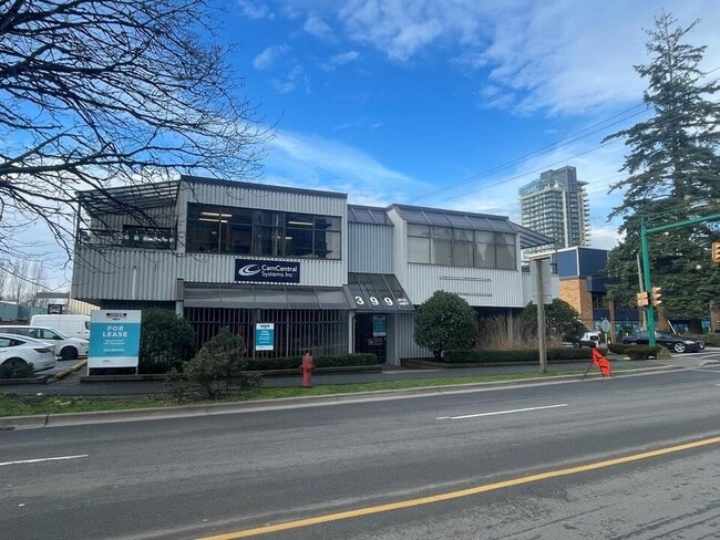 Plus de détails pour 399 Mountain Hwy, North Vancouver District, BC - Bureau, Bureau/Commerce de détail à louer