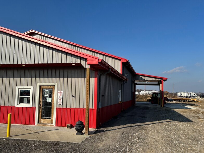 9274 E 1050th Ave, Robinson, IL à vendre - Photo du bâtiment - Image 2 de 9
