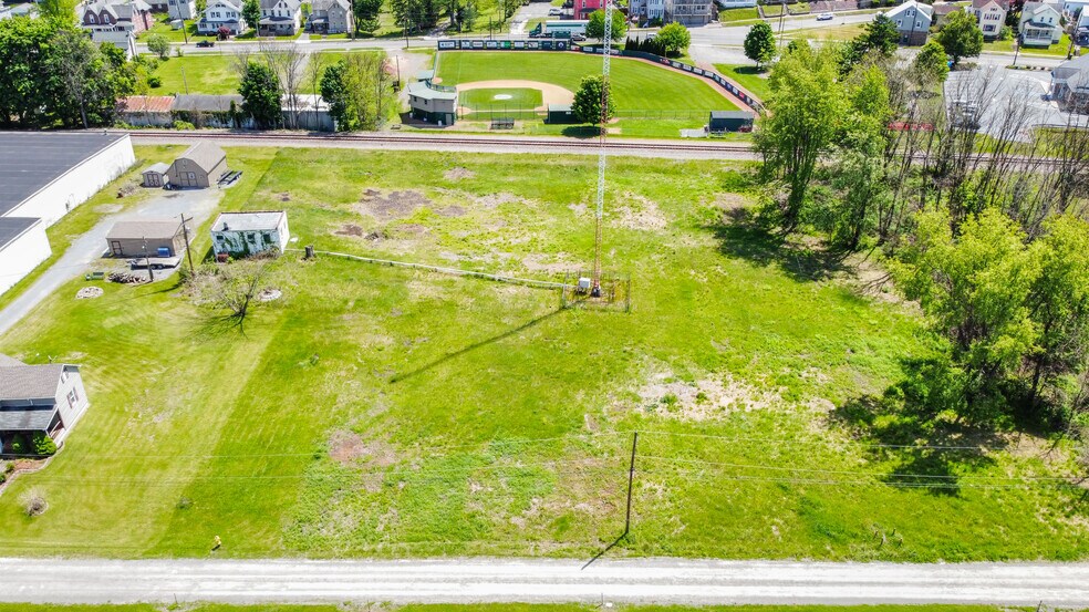1643 Front st, South Williamsport, PA for sale - Building Photo - Image 2 of 7