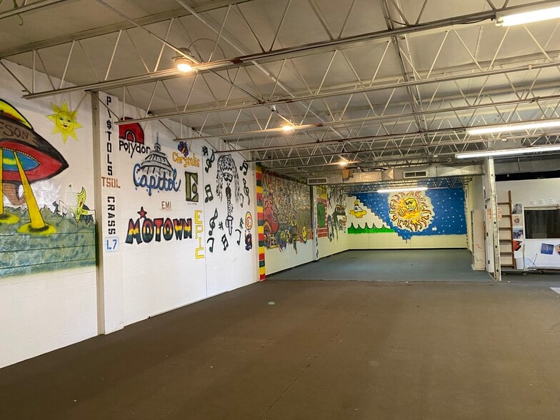 3801 University Blvd W, Jacksonville, FL à louer - Photo du bâtiment - Image 3 de 4