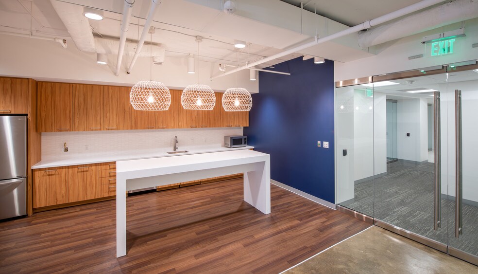 4040 N Fairfax Dr, Arlington, VA à louer - Photo intérieure - Image 3 de 20