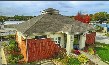 509 NW 5th St, Blue Springs, MO à louer - Photo principale - Image 1 de 3