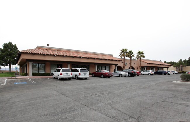 Plus de détails pour 6330 S Eastern Ave, Las Vegas, NV - Plusieurs types d'espaces à louer