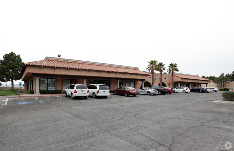 6330 S Eastern Ave, Las Vegas, NV for lease - Primary Photo - Image 1 of 5