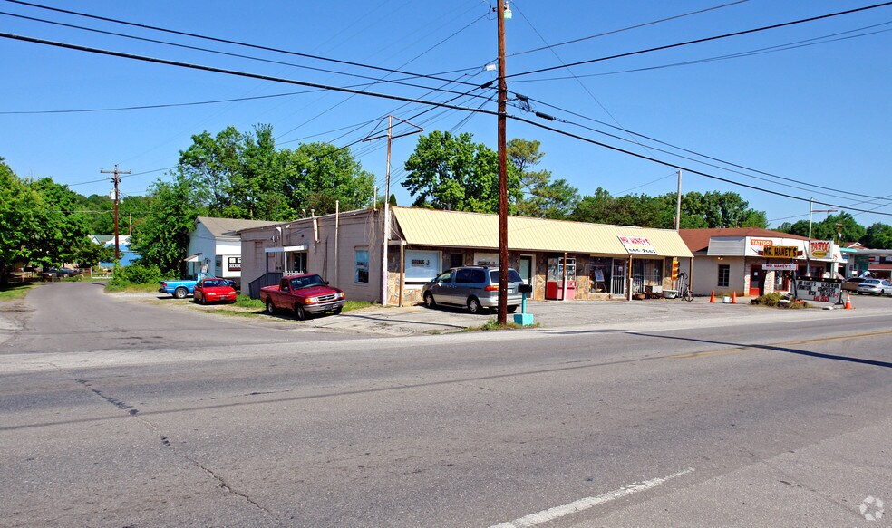 2525-2529 E Broadway Ave, Maryville, TN à vendre - Photo principale - Image 1 de 1