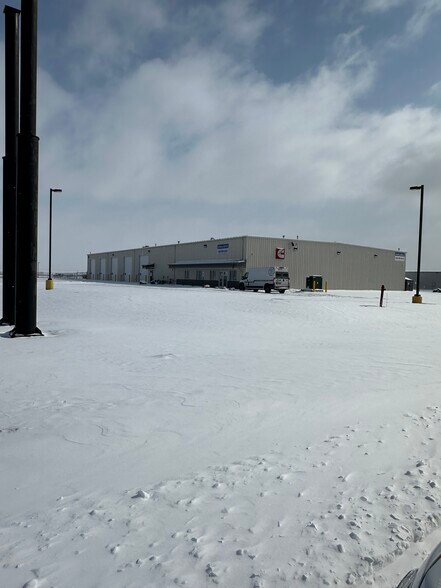 602 Frontier St, Lexington, NE à vendre - Photo du bâtiment - Image 2 de 13