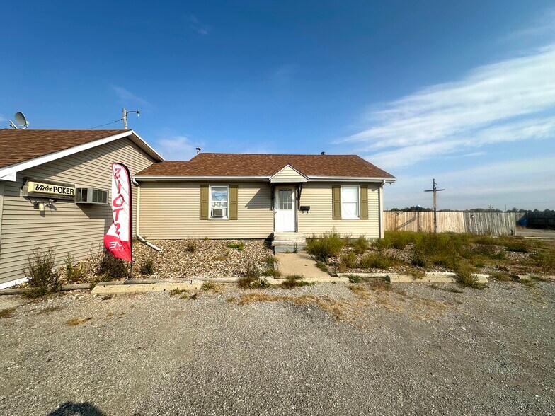 4602 1625 North Rd, Danvers, IL à vendre - Photo du bâtiment - Image 2 de 13