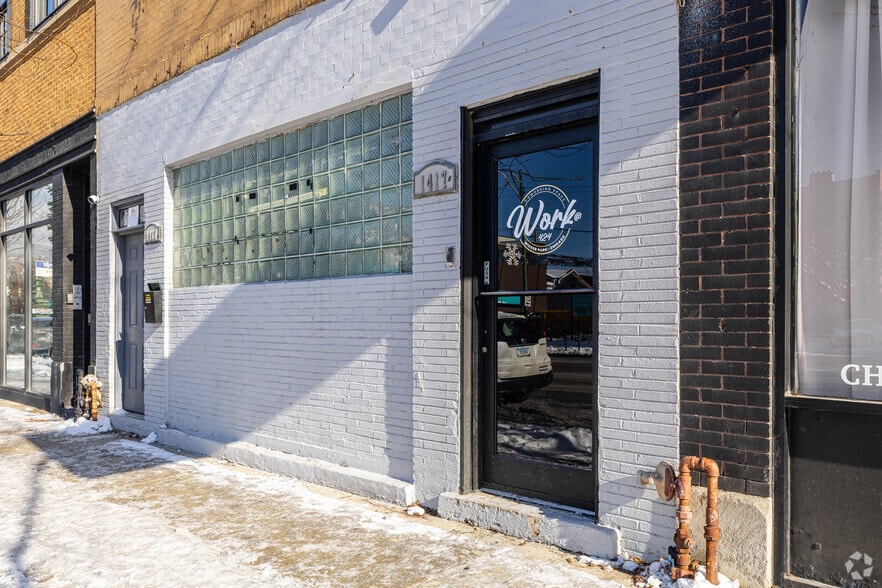 1417 N Ashland Ave, Chicago, IL for lease - Building Photo - Image 3 of 9