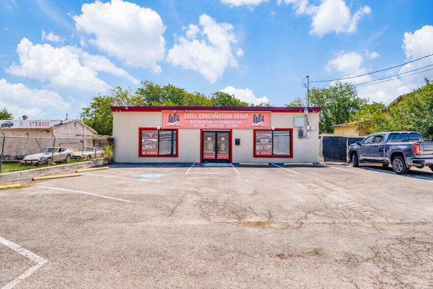 2616 SW Loop 410, San Antonio, TX à vendre - Photo du bâtiment - Image 2 de 10