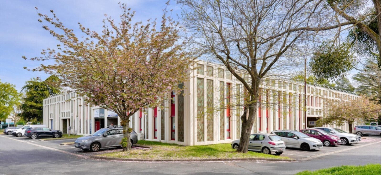 4 Avenue Du Gros Chene, Éragny à louer Photo du bâtiment- Image 1 de 24