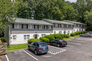 Plus de détails pour 3300 N Elm St, Greensboro, NC - Multi-résidentiel à vendre