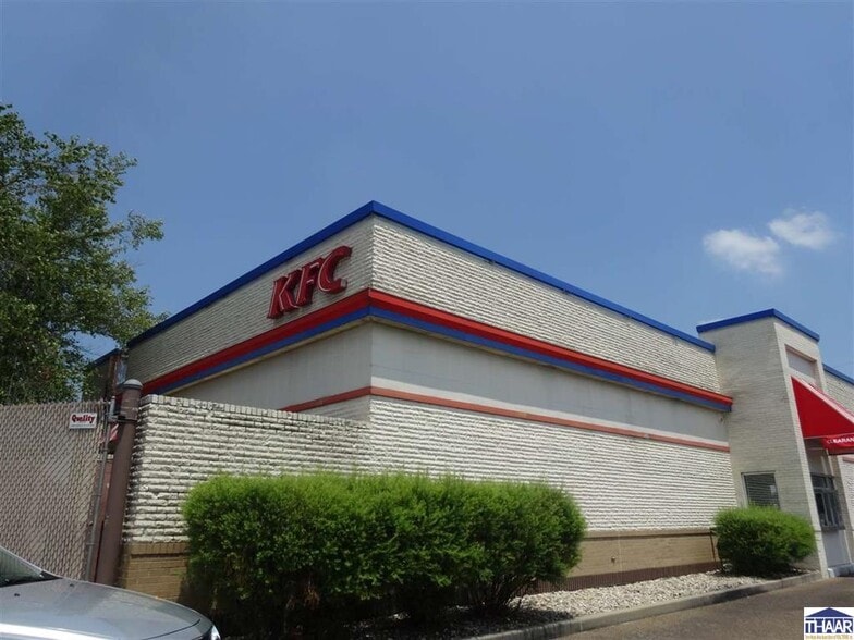1301 Fort Harrison Road, Terre Haute, IN à vendre - Photo du bâtiment - Image 2 de 5