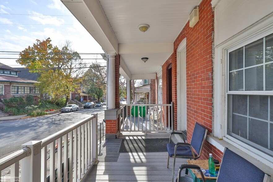 22 S 13th St, Allentown, PA à vendre - Photo du bâtiment - Image 3 de 17