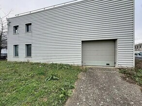 Flex in Croissy-sur-Seine for lease Building Photo- Image 1 of 10