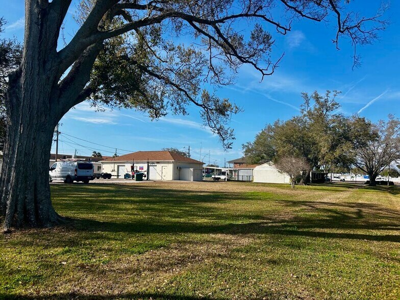 6767 Seminole Blvd, Seminole, FL à vendre - Photo du bâtiment - Image 3 de 10