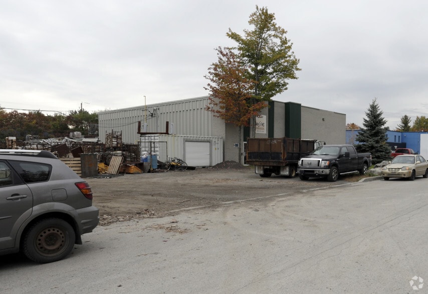 1700-1704 Rue Effingham, Terrebonne, QC for sale - Building Photo - Image 2 of 4