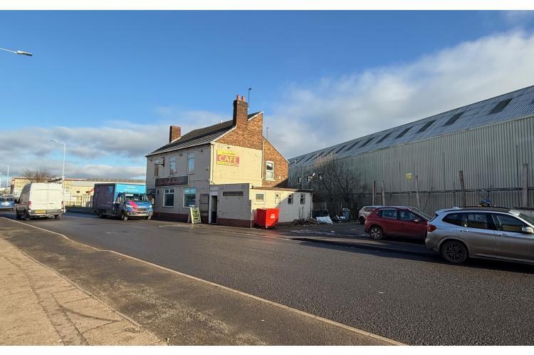 112 Spring Rd, Wolverhampton à vendre - Photo du bâtiment - Image 2 de 5