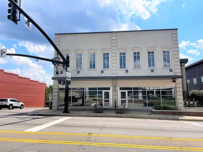 101 W Main St, Lexington, SC for sale - Building Photo - Image 1 of 1