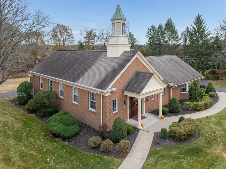 16 Harrison St, Clinton, NJ for sale - Primary Photo - Image 1 of 35