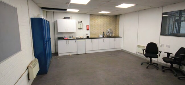 More details for 1-6 Courteney Rd, Gillingham - Industrial for Lease