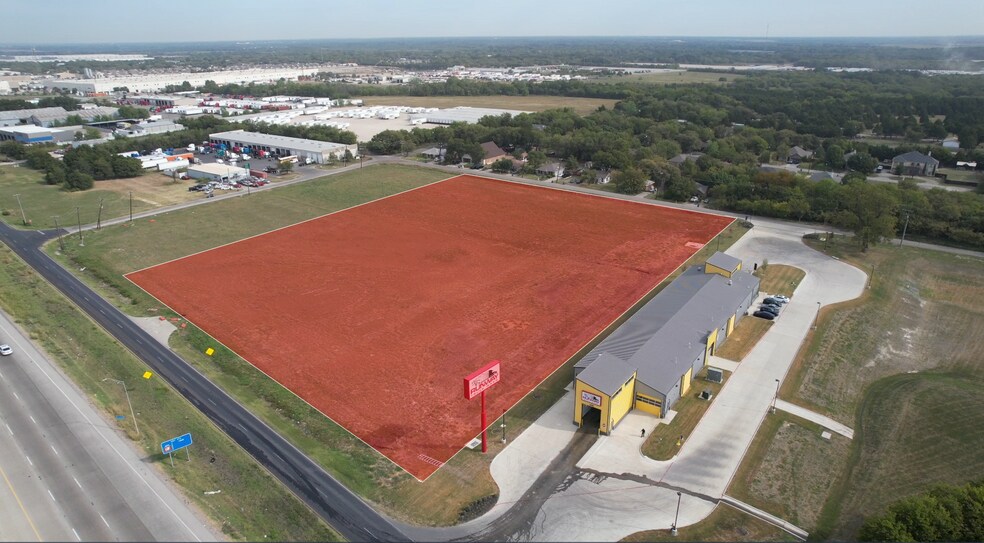 2000 I-45, Hutchins, TX à vendre - Photo du bâtiment - Image 2 de 4