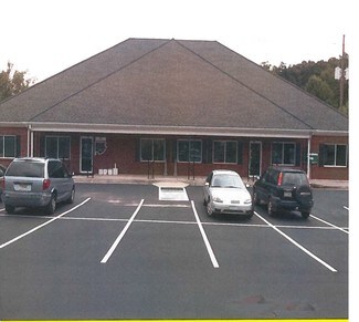 Plus de détails pour 638 Historic Hwy 441 N, Demorest, GA - Bureau à louer