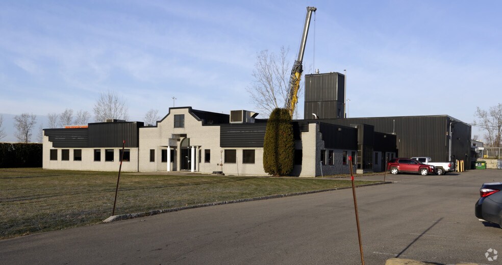 92 Rue Prévost, Boisbriand, QC à vendre - Photo principale - Image 1 de 1