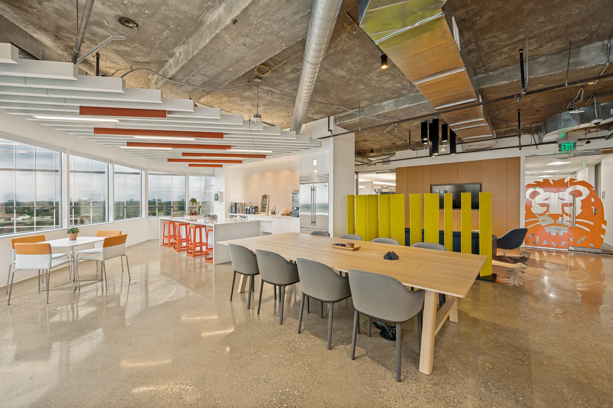 5400 Lyndon B Johnson Fwy, Dallas, TX for lease Interior Photo- Image 1 of 7